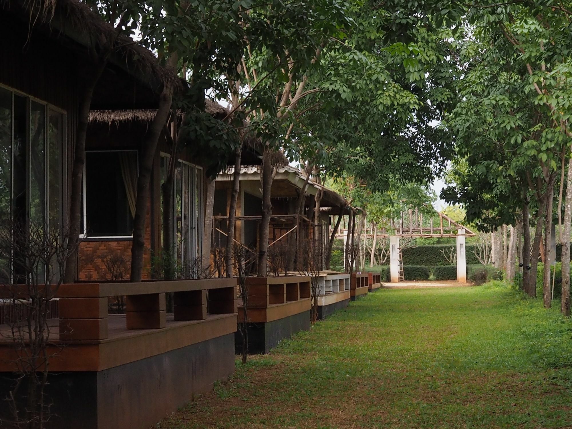 ホテル Singha Rubber Tree Ban Huai Maenam Noi エクステリア 写真